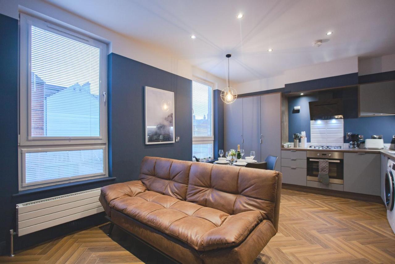 Yellow Hive Boutique Stay Apt 2 Белфаст Экстерьер фото